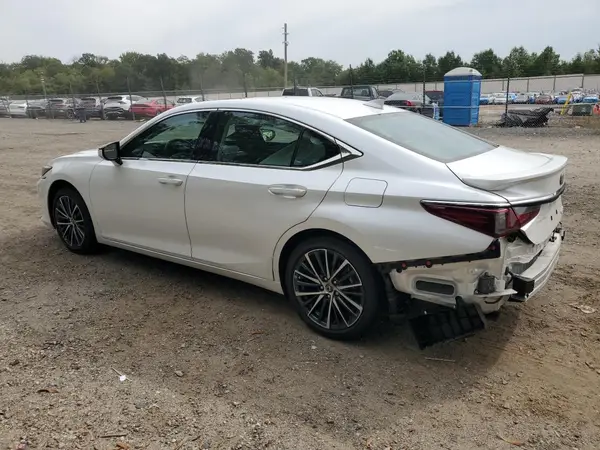 58ADZ1B1XPU155777 2023 LEXUS ES - Image 2