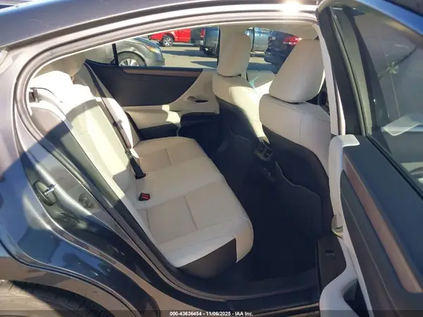 58ADZ1B1XRU175692 2024 LEXUS ES - Image 8