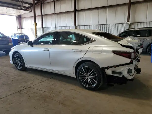 58ADZ1B1XRU181864 2024 LEXUS ES - Image 2