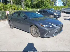 58ADZ1B1XSU185970 2025 LEXUS ES