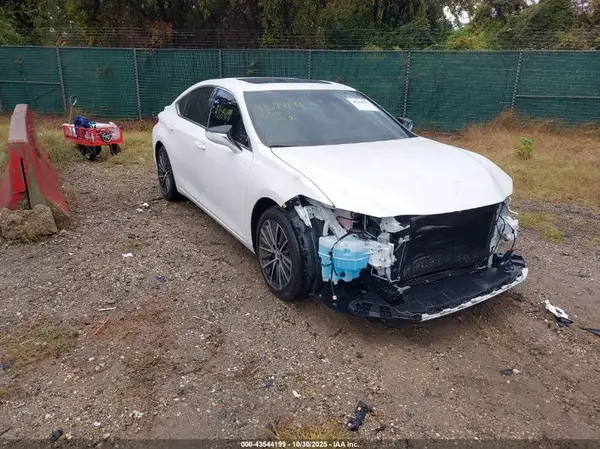 58ADZ1B1XSU186553 2025 LEXUS ES - Image 1