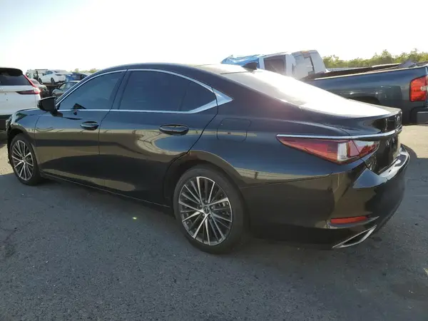 58ADZ1B1XSU191381 2025 LEXUS ES - Image 2