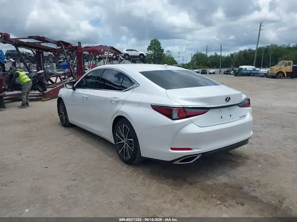 2025 LEXUS ES IAAI lot 45371252 auction photo 3