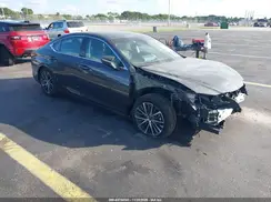 58ADZ1B1XSU196886 2025 LEXUS ES