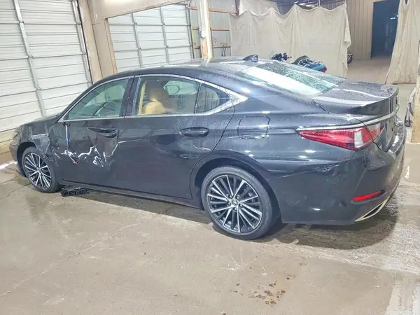 58ADZ1B1XSU201665 2025 LEXUS ES - Image 2