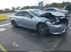 58ADZ1B1XSU208504 2025 LEXUS ES