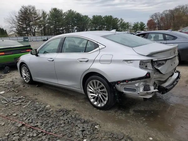 58AE21B12LU007156 2020 LEXUS ES - Image 2