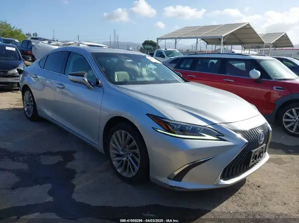 58AE21B12LU008808 2020 LEXUS ES - Image 1