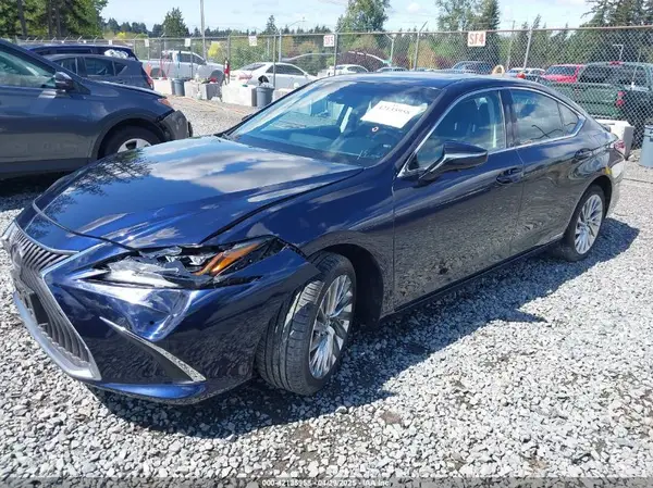 58AE21B12LU011806 2020 LEXUS ES - Image 2
