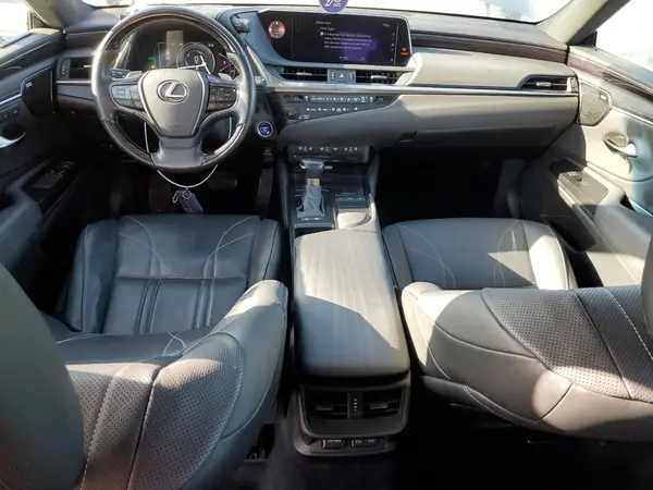 58AE21B13LU012561 2020 LEXUS ES - Image 8
