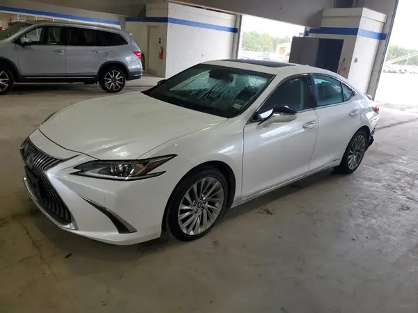 58AE21B15LU011718 2020 LEXUS ES - Image 2