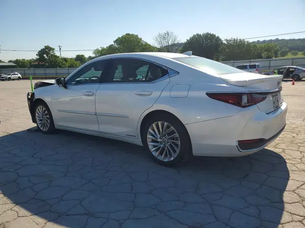 58AE21B17LU007895 2020 LEXUS ES - Image 2