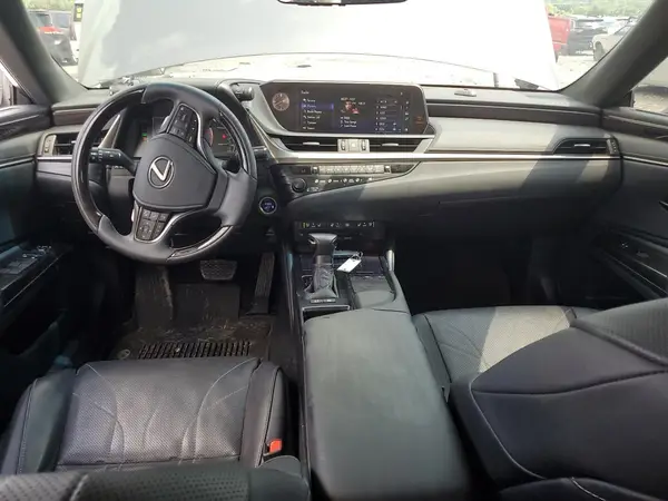 58AE21B18LU005315 2020 LEXUS ES - Image 8