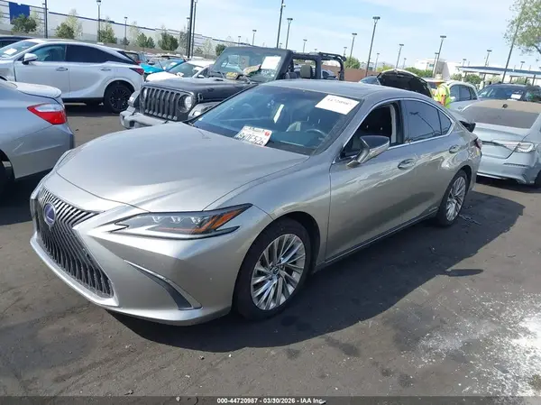 58AEA1C10MU006932 2021 LEXUS ES - Image 2