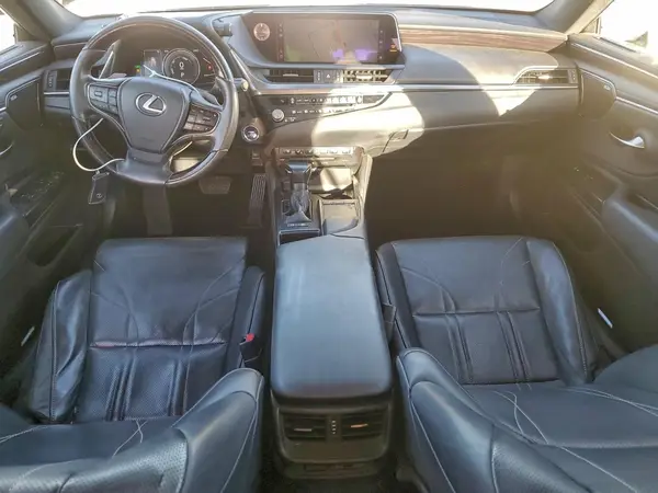 58AEA1C10MU008616 2021 LEXUS ES - Image 8