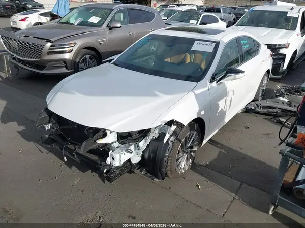 58AEA1C10PU033794 2023 LEXUS ES - Image 2