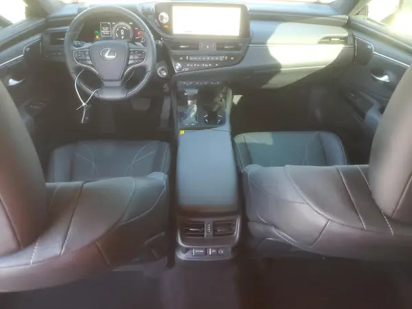 58AEA1C10SU066660 2025 LEXUS ES - Image 8