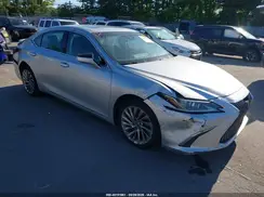 58AEA1C11MU002128 2021 LEXUS ES
