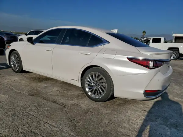 58AEA1C11MU007278 2021 LEXUS ES - Image 2