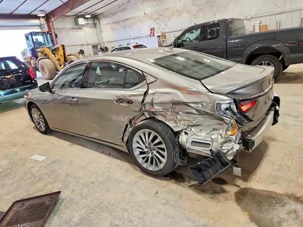 58AEA1C11MU010343 2021 LEXUS ES - Image 2