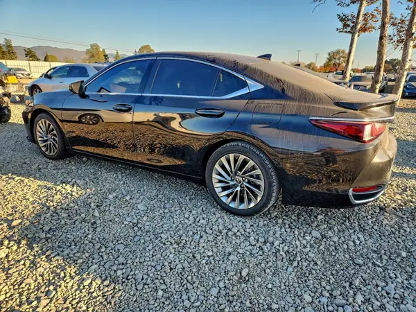 58AEA1C11NU017858 2022 LEXUS ES - Image 2