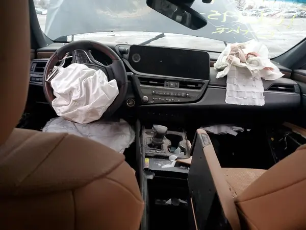 58AEA1C11PU036770 2023 LEXUS ES - Image 8