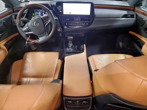 58AEA1C11RU037338 2024 LEXUS ES - Image 8