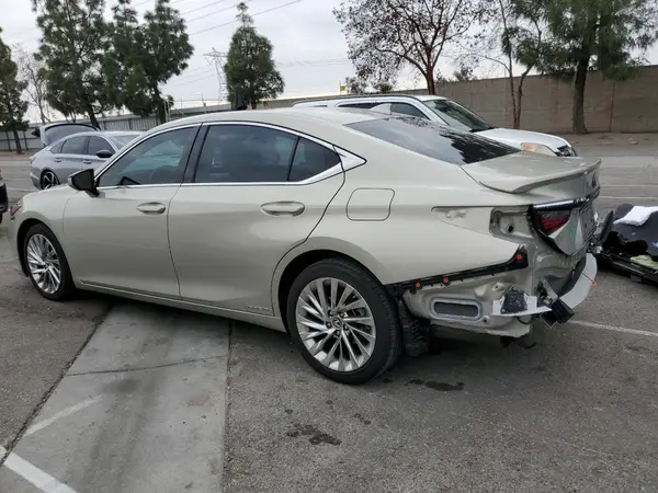 58AEA1C12MU005765 2021 LEXUS ES - Image 2
