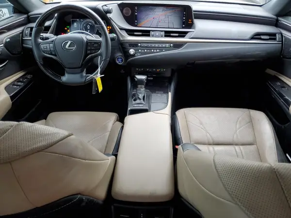 58AEA1C12MU005765 2021 LEXUS ES - Image 8