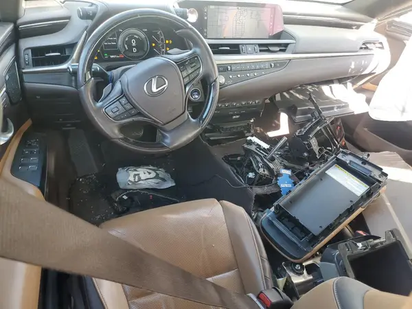 58AEA1C12MU012358 2021 LEXUS ES - Image 8