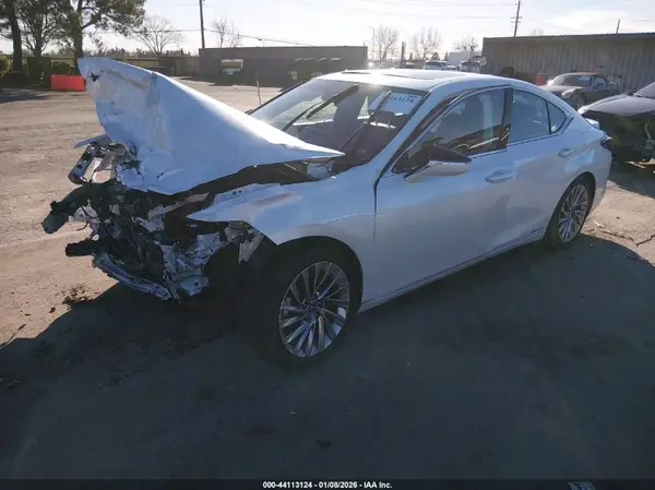 58AEA1C12NU018372 2022 LEXUS ES - Image 2