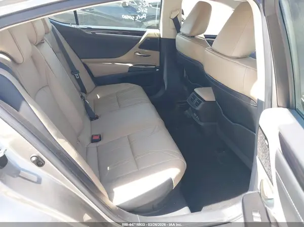 58AEA1C13MU006827 2021 LEXUS ES - Image 8