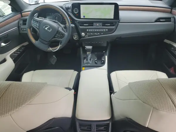 58AEA1C13SU066460 2025 LEXUS ES - Image 8