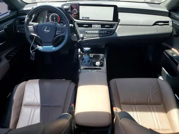 58AEA1C13SU067916 2025 LEXUS ES - Image 8