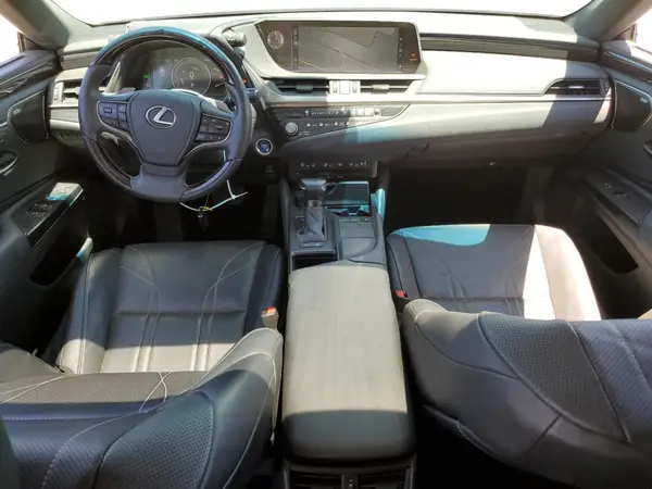 58AEA1C14MU004889 2021 LEXUS ES - Image 8