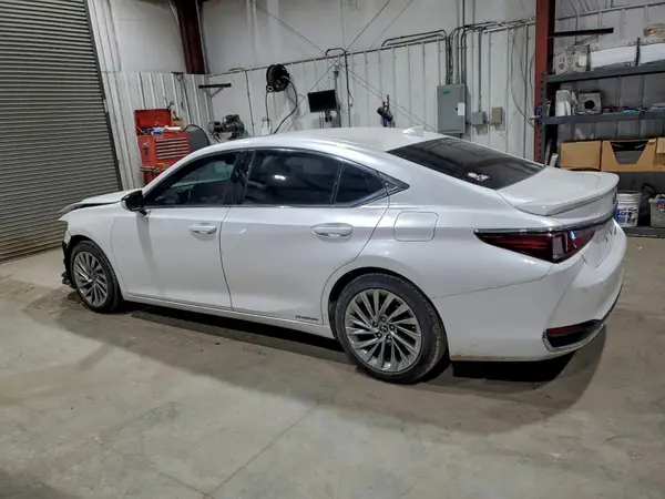 58AEA1C14MU010210 2021 LEXUS ES - Image 2
