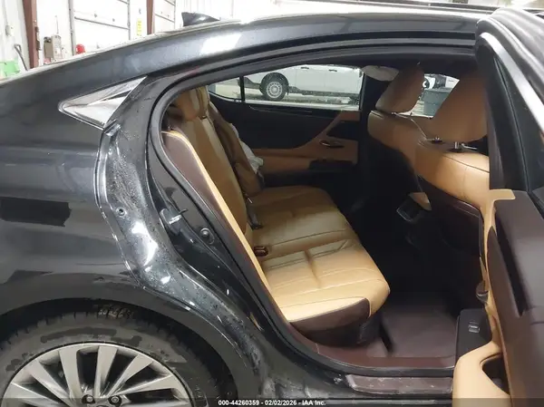 58AEA1C15MU012080 2021 LEXUS ES - Image 8