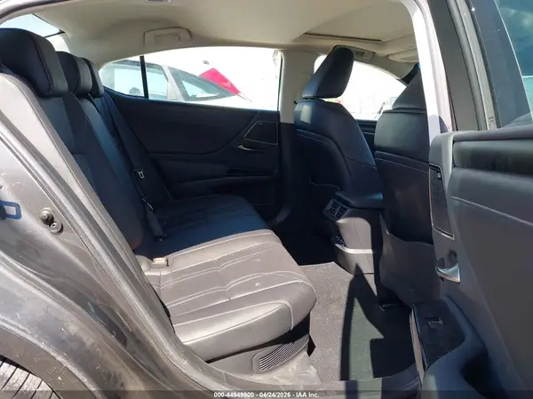 58AEA1C15NU021346 2022 LEXUS ES - Image 8