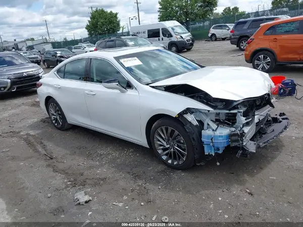 58AEA1C15RU040758 2024 LEXUS ES - Image 1