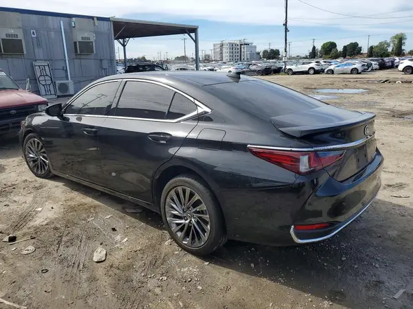 58AEA1C15RU047015 2024 LEXUS ES - Image 2