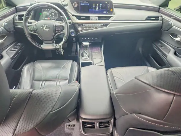 58AEA1C16MU001380 2021 LEXUS ES - Image 8