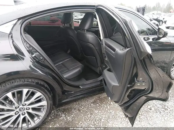 58AEA1C16MU012735 2021 LEXUS ES - Image 8