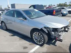 58AEA1C16NU020819 2022 LEXUS ES