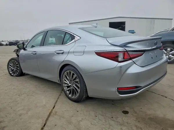58AEA1C16RU040249 2024 LEXUS ES - Image 2