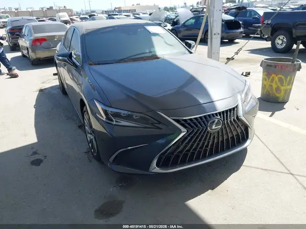 58AEA1C16SU068915 2025 LEXUS ES - Image 1