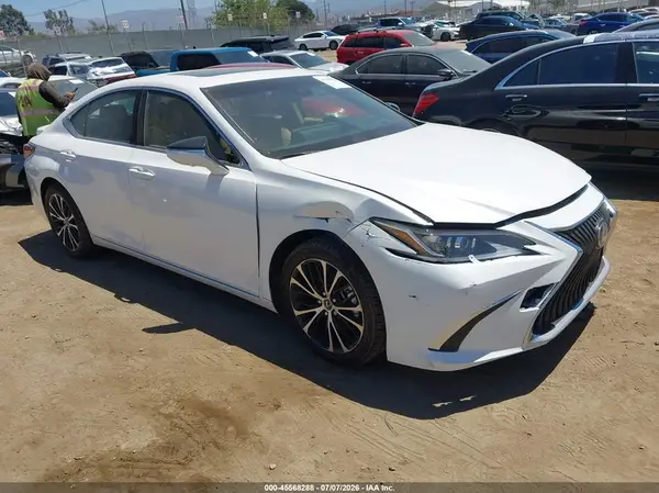 58AEA1C16SU069563 2025 LEXUS ES - Image 1
