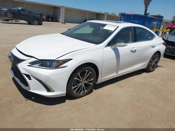 58AEA1C16SU069563 2025 LEXUS ES - Image 2