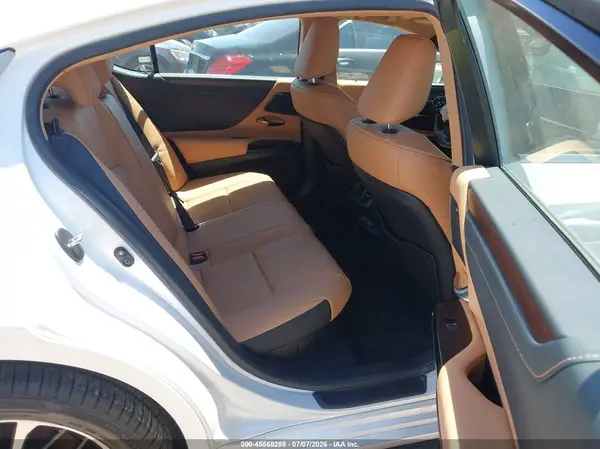 58AEA1C16SU069563 2025 LEXUS ES - Image 8