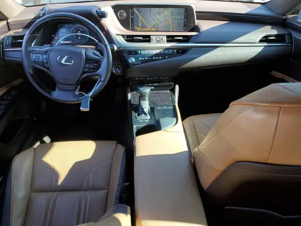 58AEA1C17MU010072 2021 LEXUS ES - Image 8