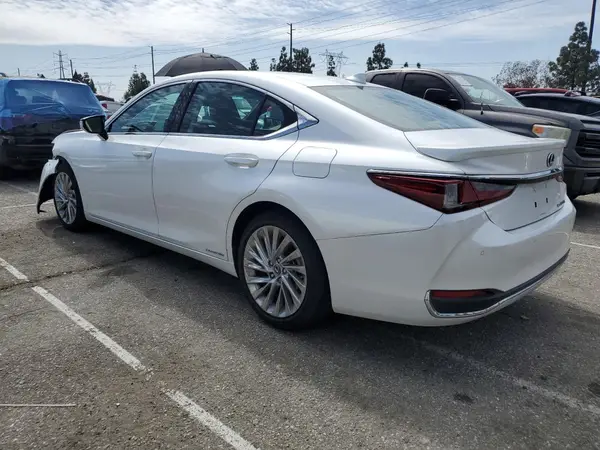 58AEA1C17MU010508 2021 LEXUS ES - Image 2